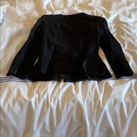 Jacket - Picture 5 of 7